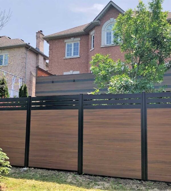 Horizontal-Wood-Grain-Vinyl-Fence-Panels