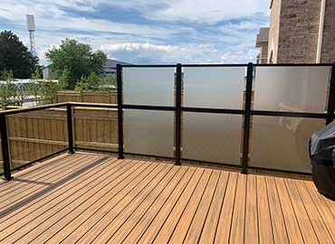 Glass Privacy Screens